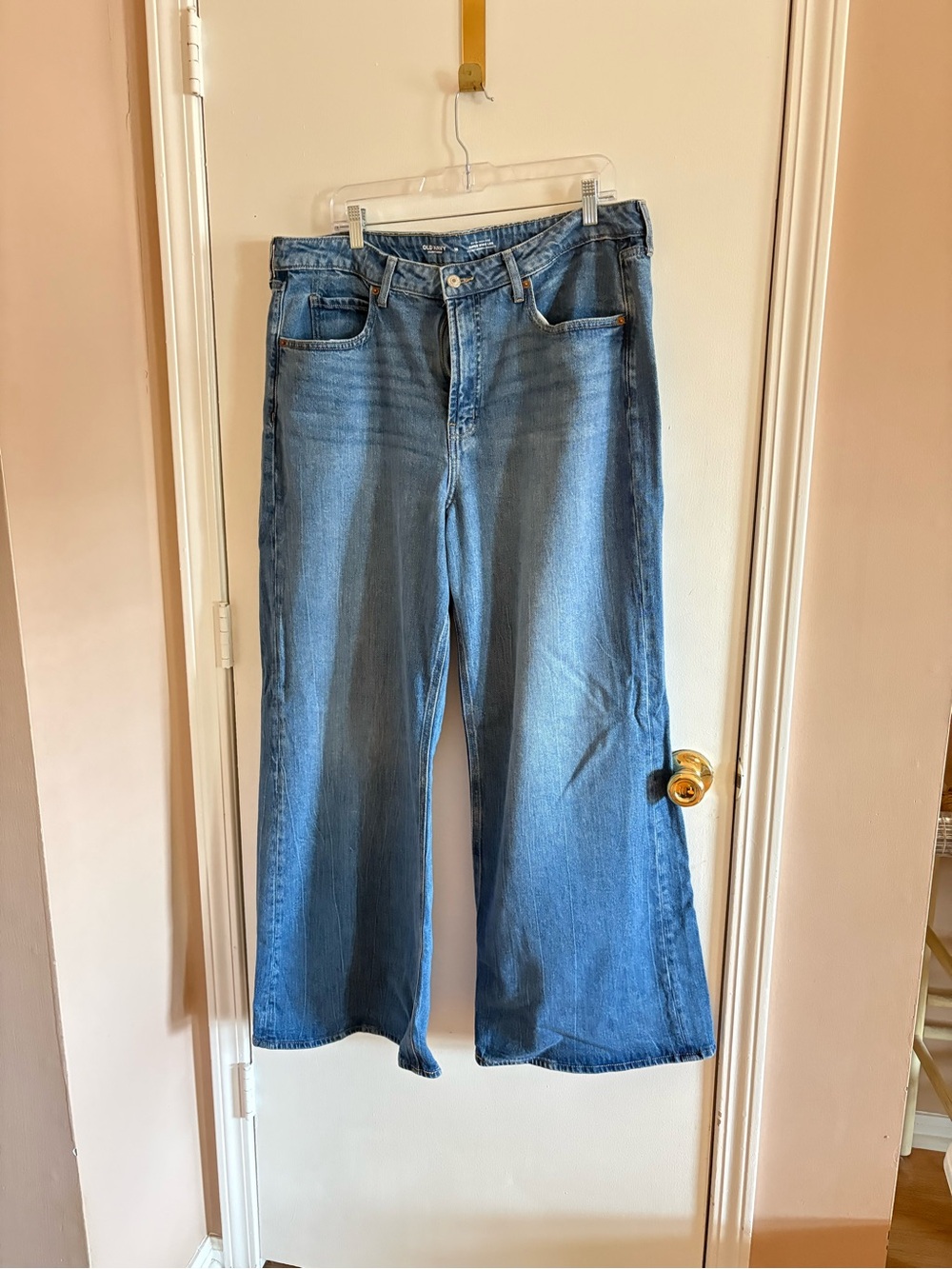 Old Navy Light Blue Wide Leg Jeans - Size 16